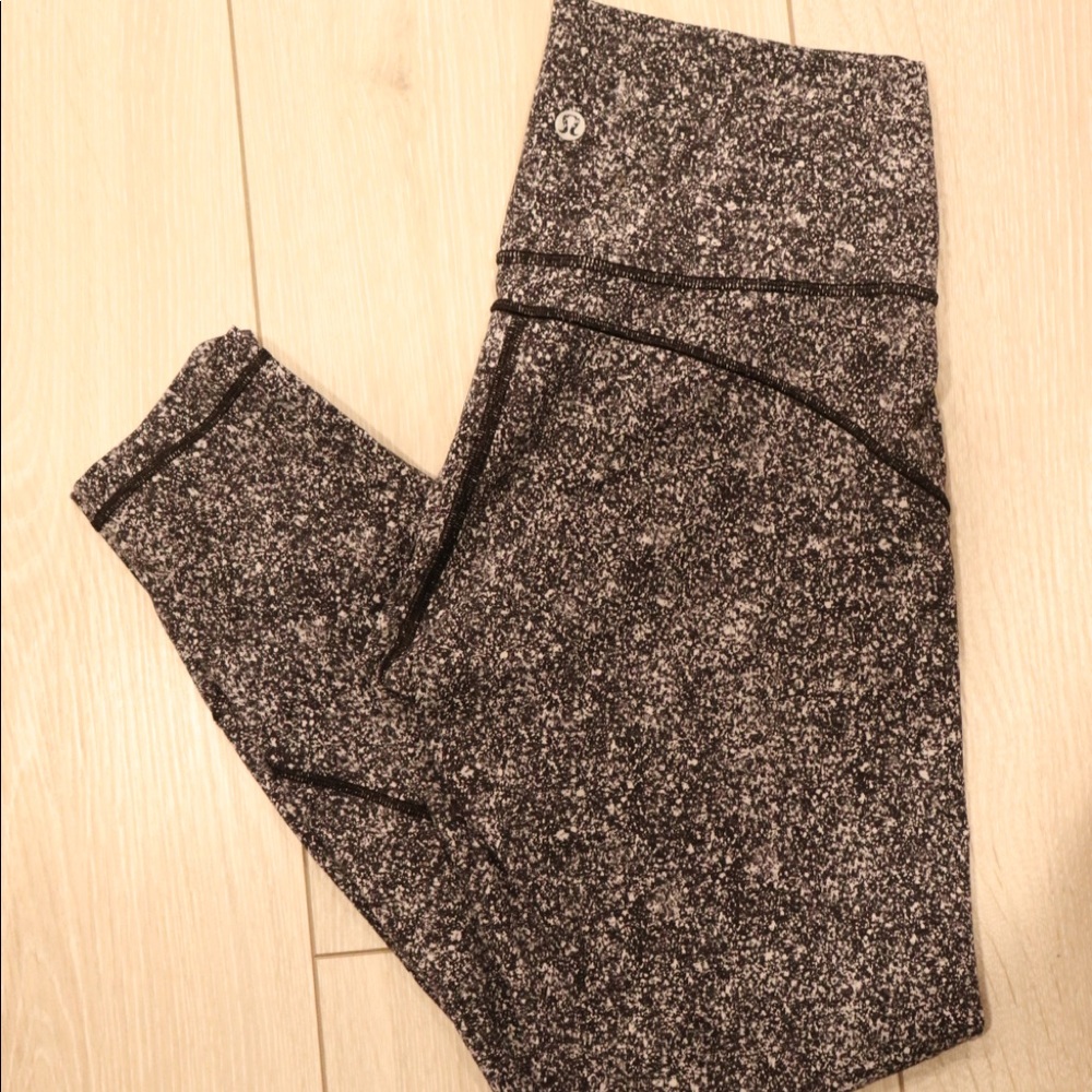 ⚡️FLASH SALE⚡️ Lululemon leggings
